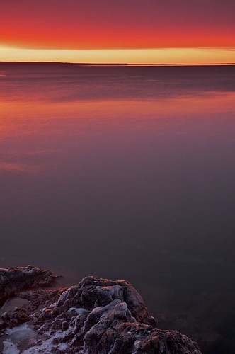 winter sunset seascape ontario colour one greatlakes whitefishbay lakesuperior northernontario groscap princetownship nd106 gnd2h TGAM:photodesk=water2012 tgamwater