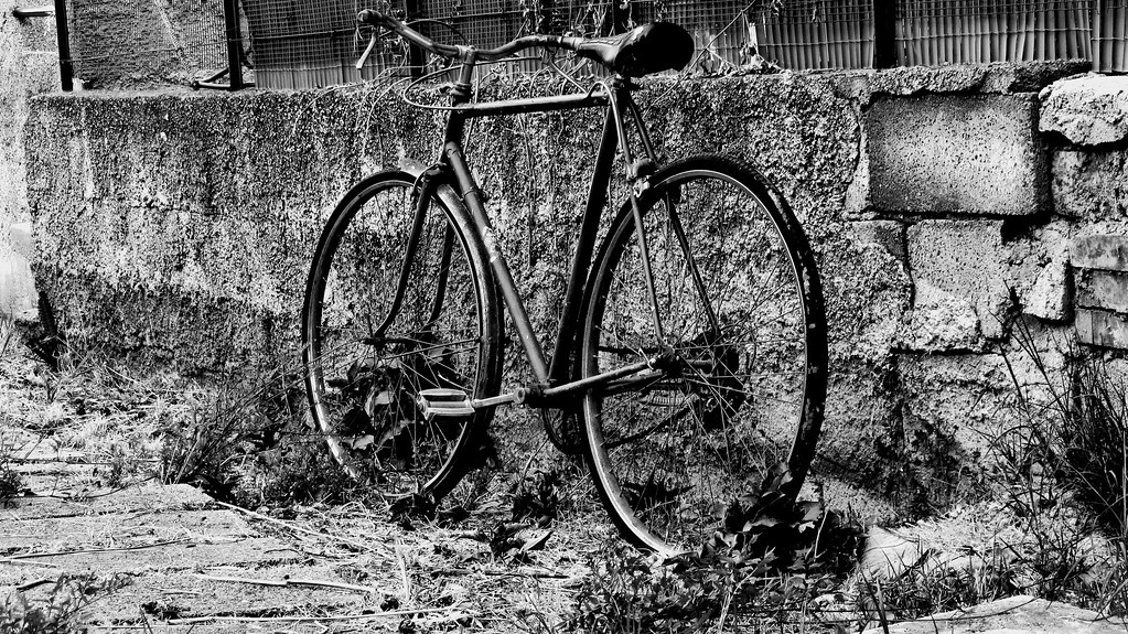 Bicicletta antica - Old bike | Mauro d'Angelo | Flickr