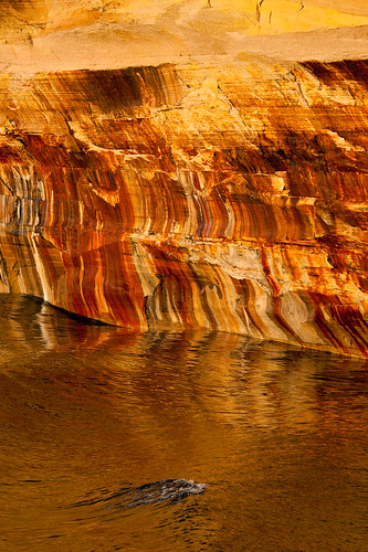 sunset reflection water rock michigan wave roadtrip lakemichigan ttt picturedrocks