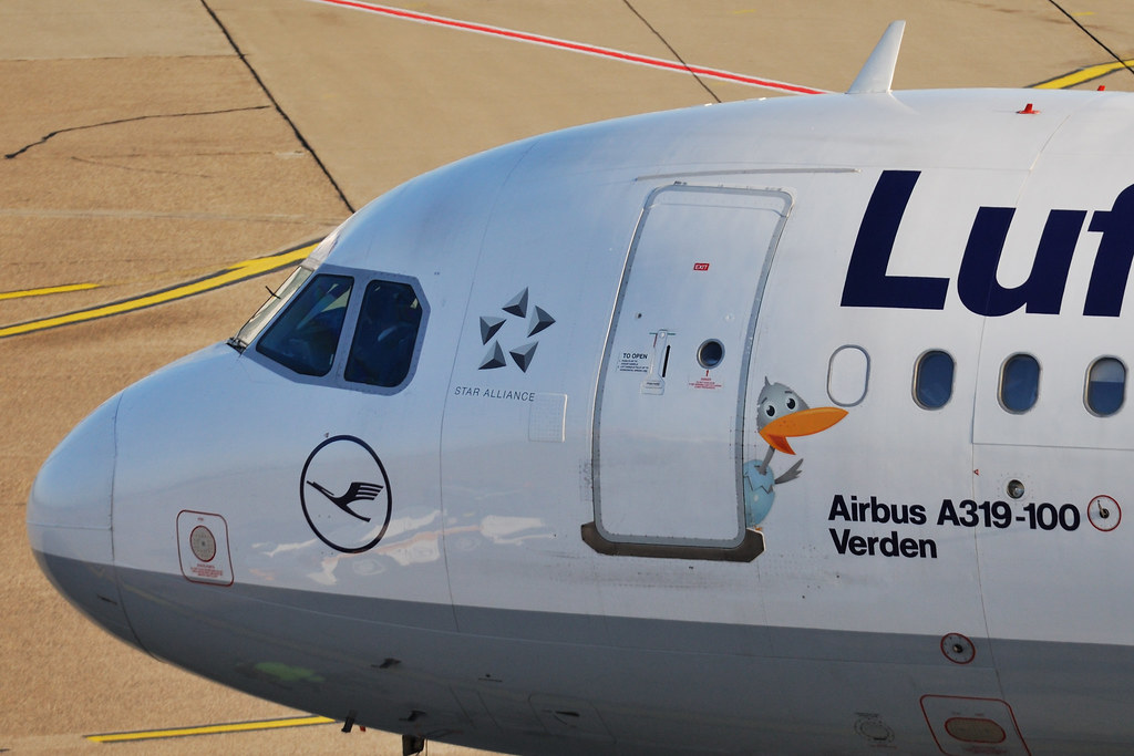 Lufthansa Airbus A319-100 Verden Hogan Wings LW200DLH018 1:200 Reg No:D-AILU 