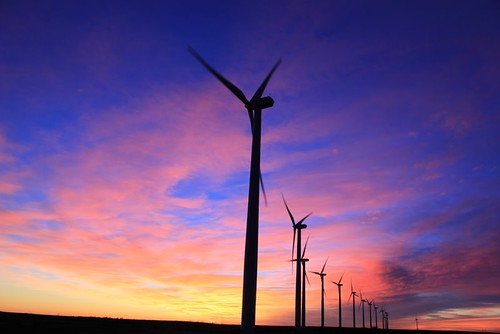 Notable Oklahoma sunset... by DrPKHouse, <a href="http://posterous.com" rel="nofollow">Posted via email</a> from <a href="http://pkylehous