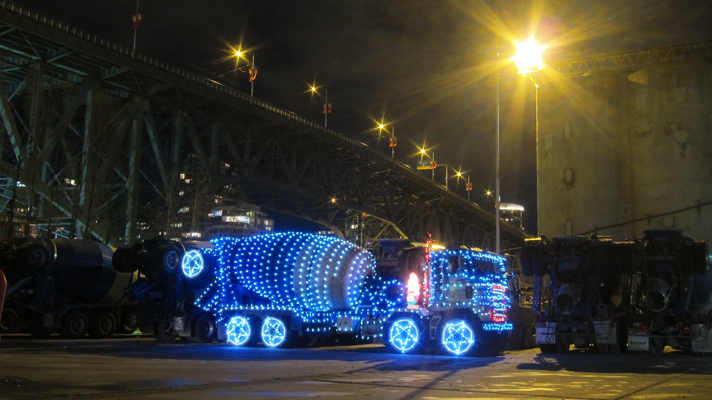 Christmas Cement Mixer | An Ocean Cement truck decked out wi… | Flickr