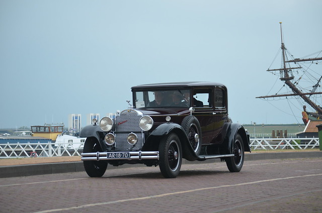 1930 Packard Standard 8 AR-18-70