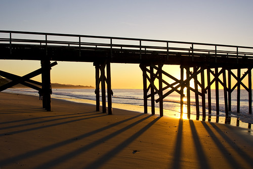 goleta beach california sunrise silhouette nikon d80 nikond80 december 2010 free creativecommons
