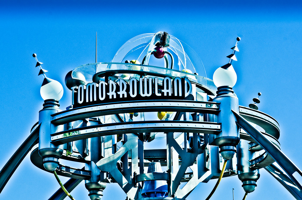 2011 Disney Trip | Magic Kingdom TOMORROWLAND | 010 | Flickr
