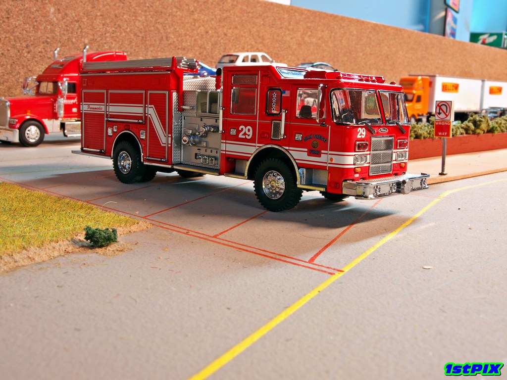 San Diego CA Fire Dept. Engine 29 | 1:64 Code 3 Collectibles… | Flickr