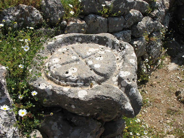 Sun-wheel & Sun-cross. Ancient Doric place at Crete in Greece. Resembling a Yoni. Photo by Lessi2306