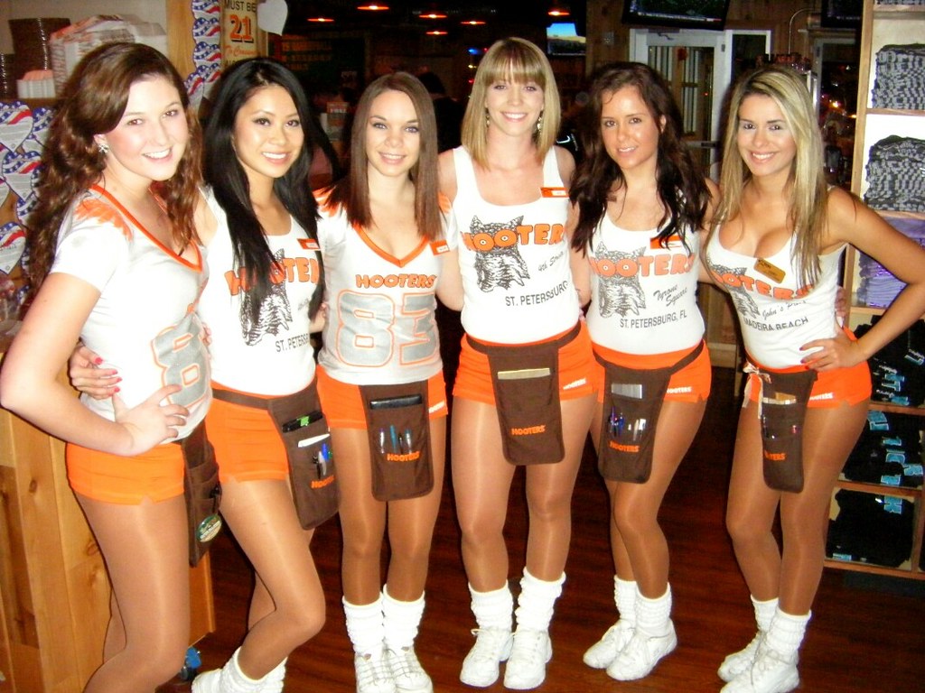 Girls of the St Petersburg Hooters.