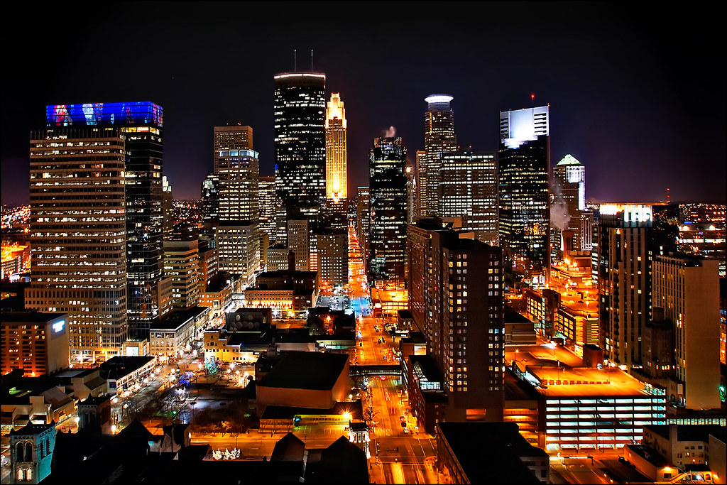 minneapolis downtown night | Minneapolis downtown at night -… | Flickr