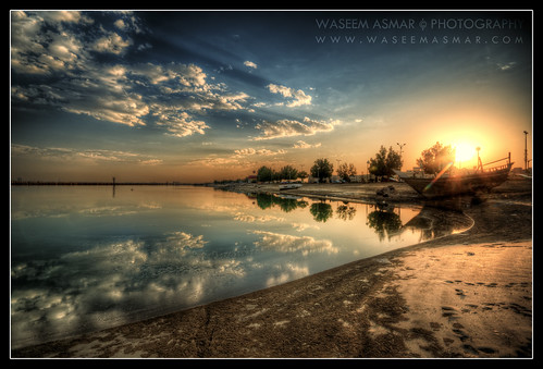 sunset sky seascape reflection abandoned golden boat fishing hdr ksa sigma1020mm dammam d90 waseemasmar