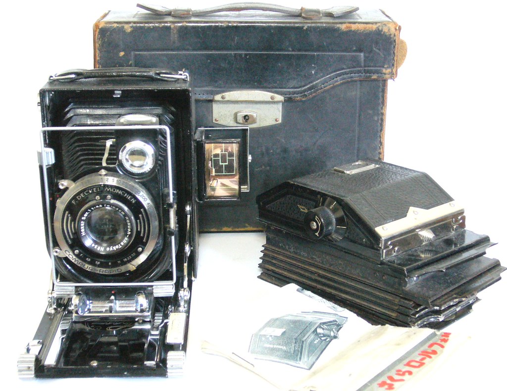 1937 Rokuoh Sha Japan New-Lily camera 6.5x9cm Hexar Ser.1 … | Flickr