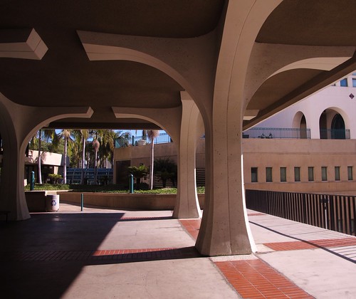 Library Supports, love Library, SDSU, San Diego. | by Robert Carande