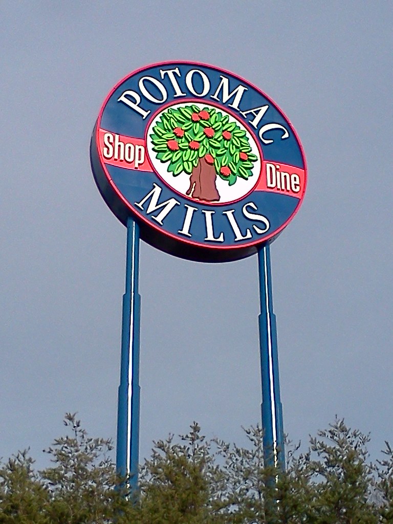 Remaining Portion of Potomac Mills Sign Gone - Potomac Local News