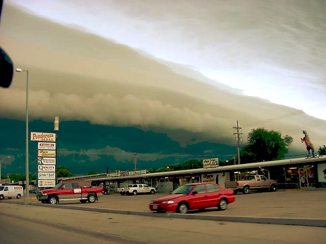 082401 - Freakin Awesome Nebraska Shelf Cloud!