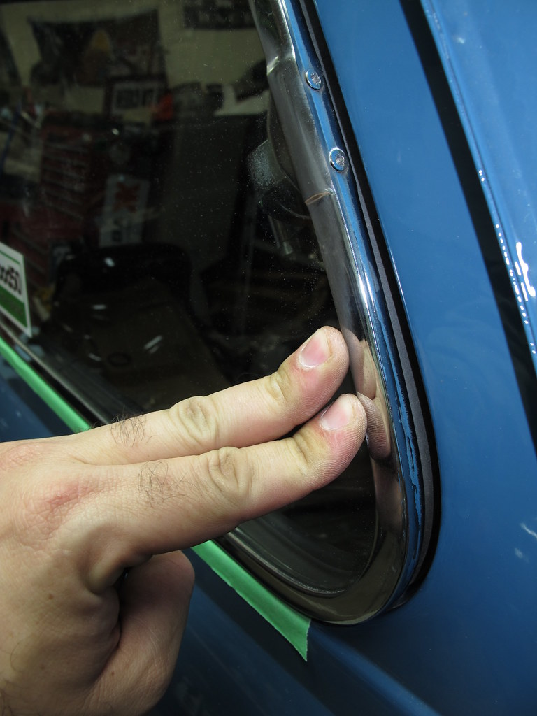 Mini Rear Window Open Mini: Rear side opening windows | Relacement seal is far too… | Flickr