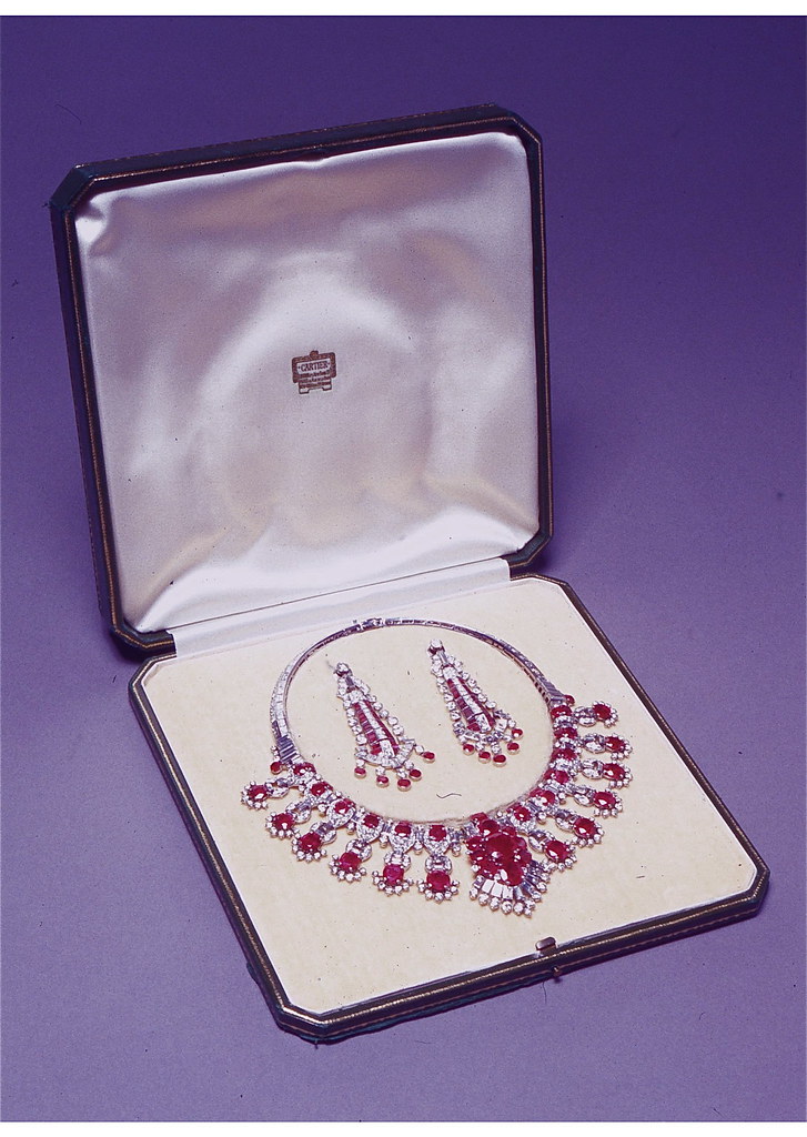 london, art, museum, necklace, cartier, diamond, british, earrings, ruby, d...