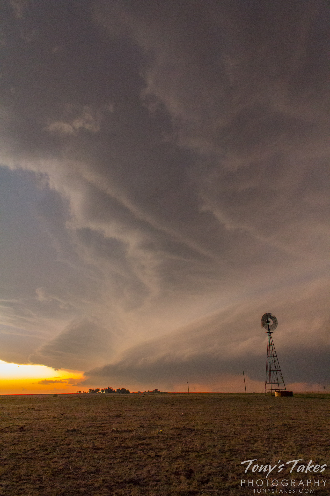 Thunderstorm towers over the Great Plains