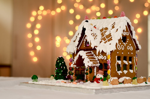 Christmas gingerbread house | www.lefondant.co.za | Sherene Venter | Flickr