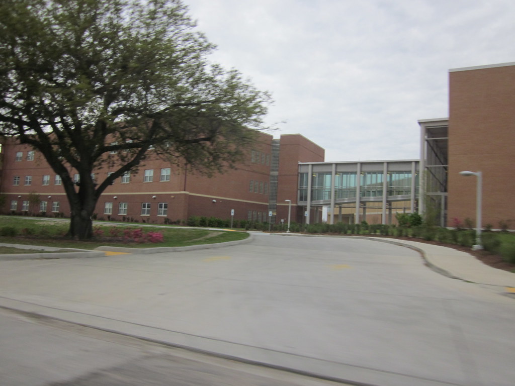 Chalmette High School