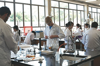 Chemistry laboratory, University of Sydney | by Sydney Uni