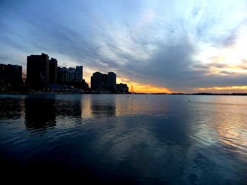 bye-bye Queens Quay, you've good to me for the past six years... by Morningdew Photography, last night here...  will really miss the waterfront, but looking forward to new adventures...

thank