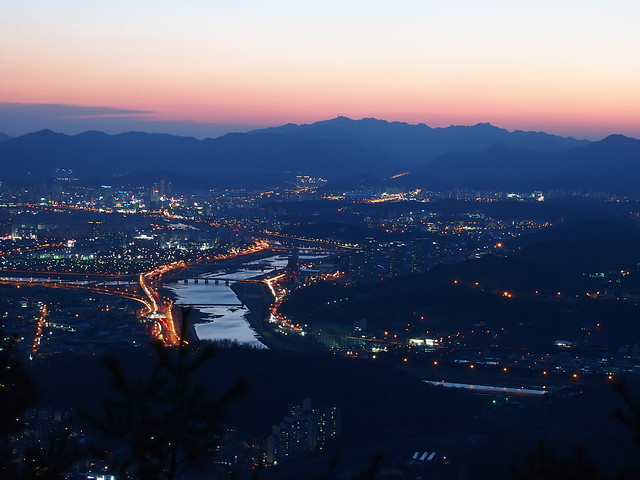 Night-Daejeon-Gyejoksan-South Korea