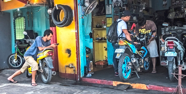 Motorbike Repair Shop