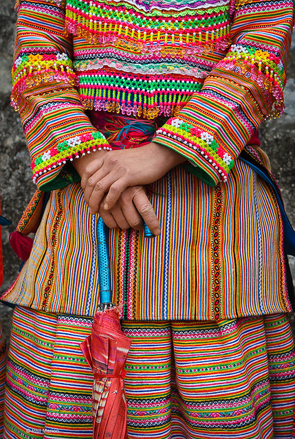 Traditional Flower Hmong clothing - Bac Ha market, Vietnam