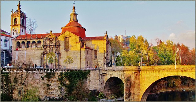 Portugal - Amarante - Convento de S. Gonçalo - este imponente edifício construído junto as margens do rio Tâmega deu origem a uma das mais belas cidades Nortenhas de Portugal.
