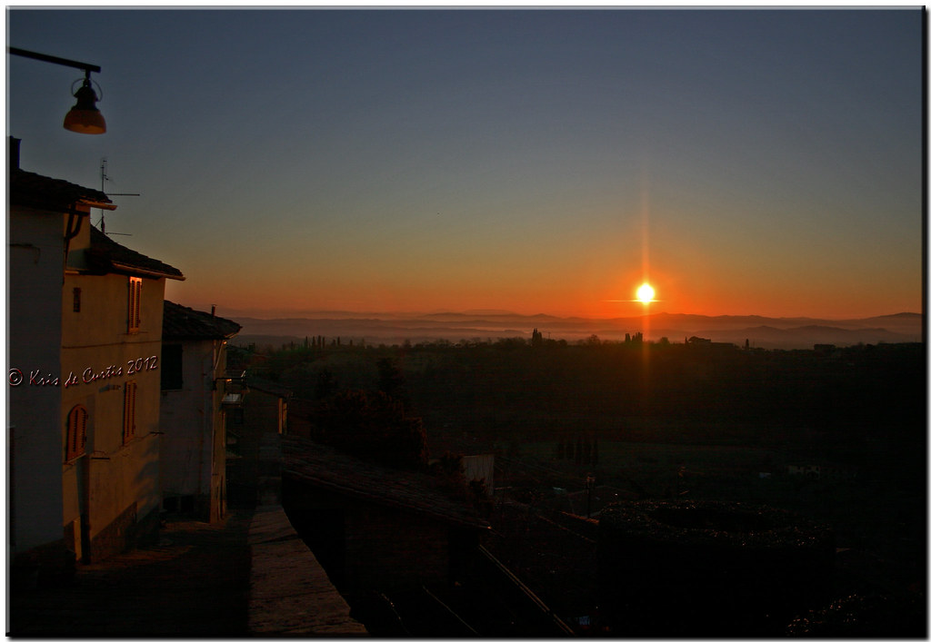 A  Tuscan Sunrise by krisdecurtis
