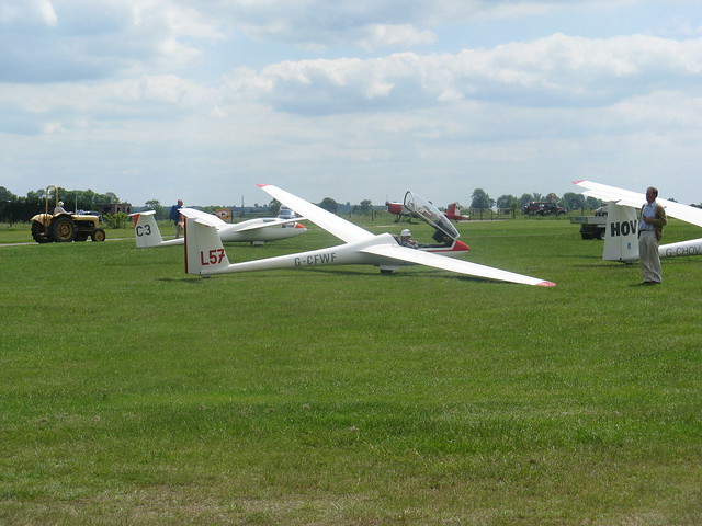 G-CFWF Rolladen-Schneider LS-7 Glider