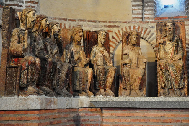 163 - Apostolado en Piedra - Iglesia San Juan - Alba de Tormes - Salamanca - Spain.