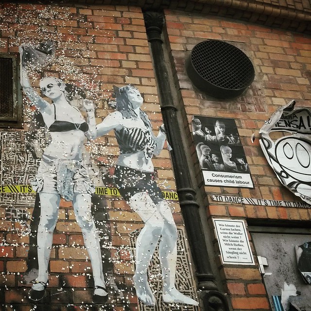 Street art by SOBR in Berlin