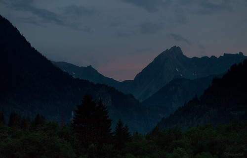 sunset in Les Contamines-Montjoie by Ignati, mountains alps montblanc tmb tourdumontblanc lescontaminesmontjoie