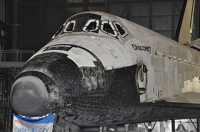 Shuttle Discovery (Close Up)