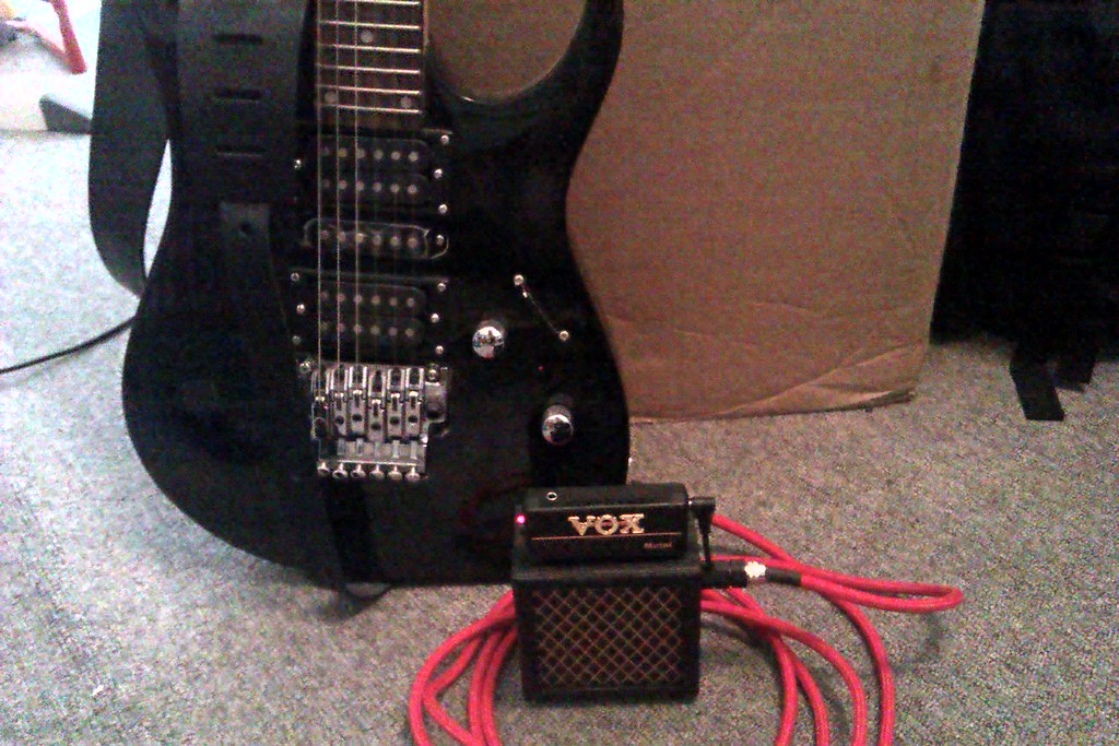 20120211 Vox Amplug Cabinet Mini Guitar Amp Sounds Nice Fo Flickr