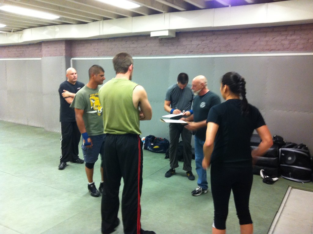 Krav Maga 4>5 Test