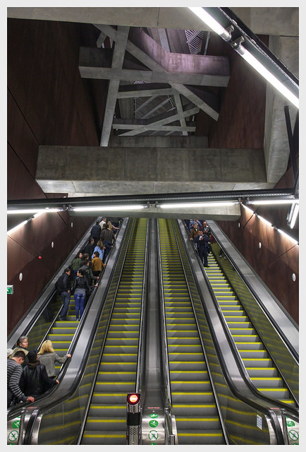 Budapest Metro line 4 - going up in the Fovam ter station