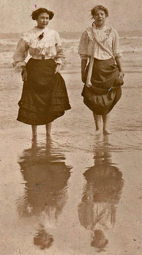 Paddling. Hastings. 1907.(enlarged detail) | Written on the … | Flickr
