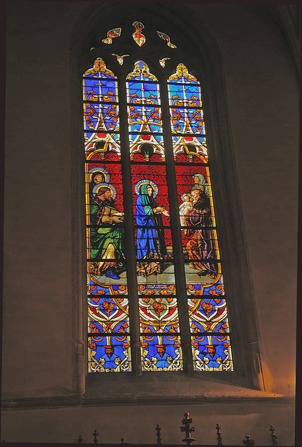 Glas-in-lood in Notre Dame3