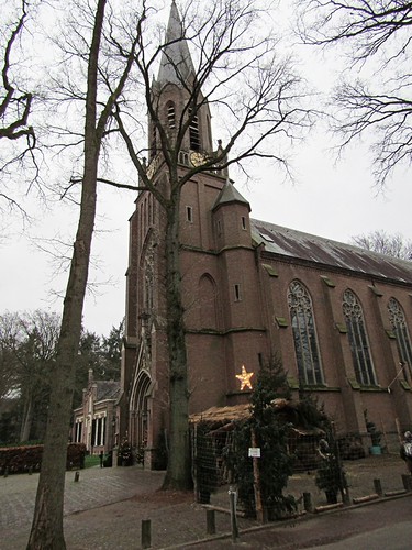 De katholieke kerk in joppe. Het landgoed 't Joppe omvat een landhuis uit 1740 en een afwisselend bos- en landbouwgebied van 100 hectare. | by elsvanderpalen