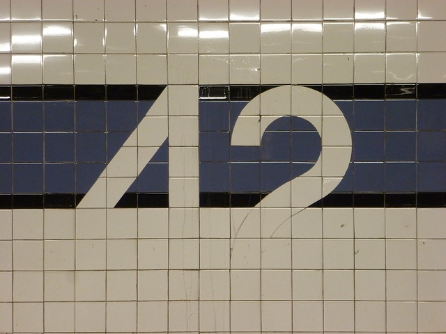 201404049 New York City subway station '42nd Street–Port Authority Bus Terminal'