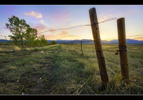 sunset foothills mountains west fence landscape spring interesting colorado sony wideangle western barbedwire rockymountains openspace alpha frontrange ultrawide prarie arvada pinkclouds jeffco fencepost 10mm a55 sigma1020 tylerporter