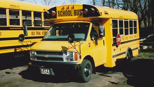 IMG_NEW_0014 | Old Trail School 2 - 2002 Mid Bus Guide DW Ch… | Flickr