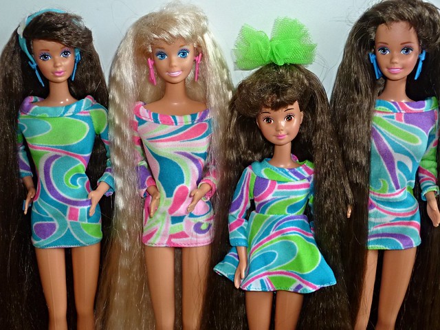 1991 Totally Hair group: Whitney, Barbie blonde, Courtney, Barbie brunette