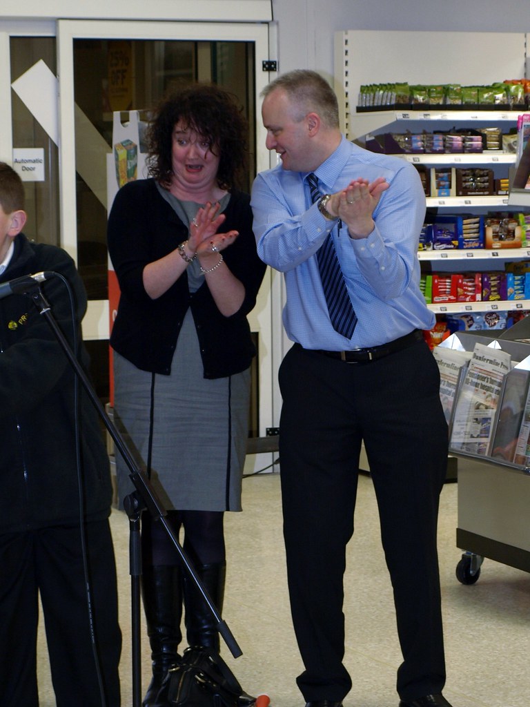 Gordon Brown 03 | Gordon Brown opening Sainsbury's Kirkcaldy… | Flickr