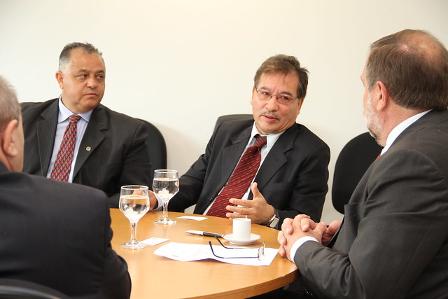 Recebendo o Embaixador e o Cônsul do Nepal no Brasil, Sr. Pradhumma Bikram Shah e Sr. Jaime Zorzeto