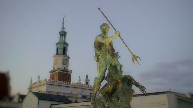 Fountain of Neptune (or Poseidon)  - Camcorder Shot - Playing with filters :)