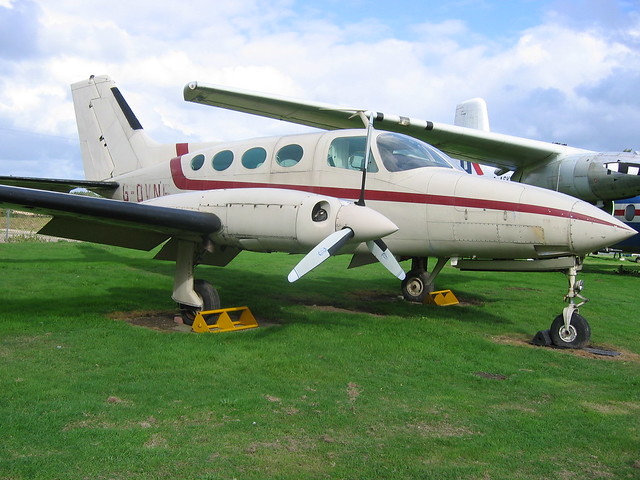 G-OVNA Cessna 401