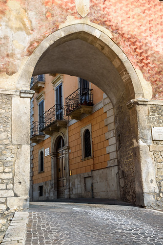 Sulmona - Porta Pacentrana